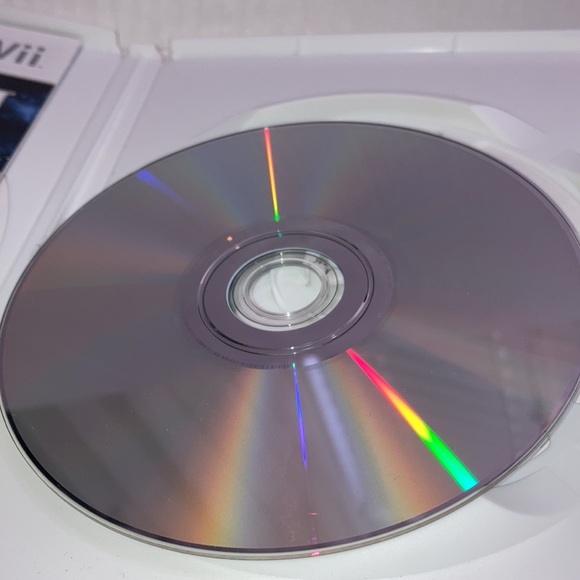 Wii Lego Star Wars III: Clone Wars game - Picture 3 of 4